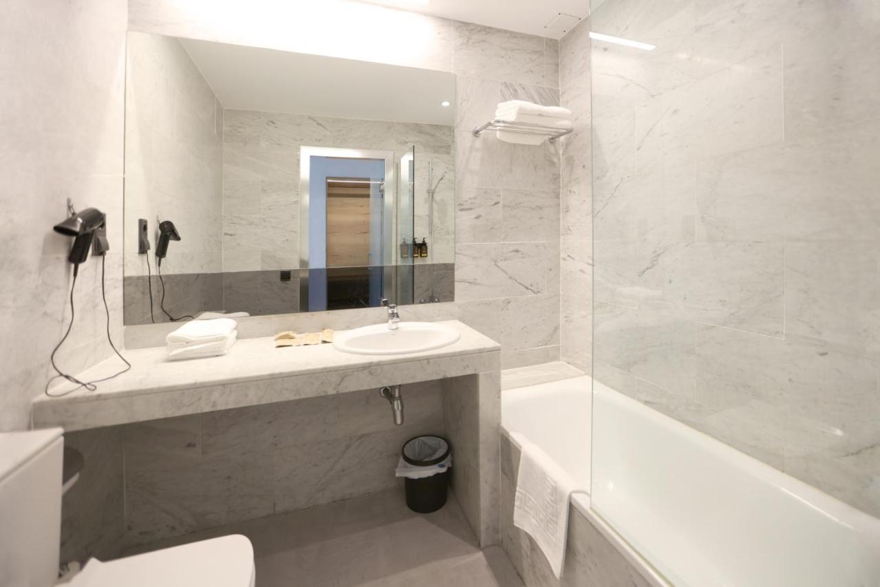 Acta Rambla Lleida Hotell Exteriör bild